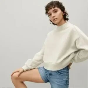Everlane Organic Cotton Crop Mockneck Sweatshirt in Cream Size Large